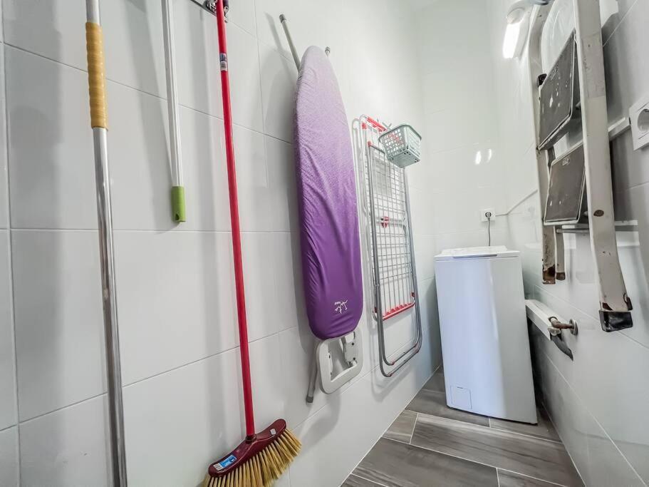 Modern 2 Bed Apartment With Pool In 弗里希利亚纳 外观 照片